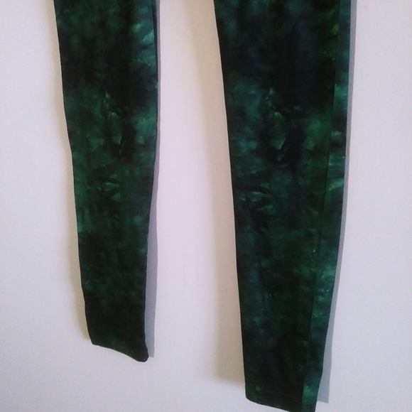 Dex Woman Green & Black Leggings Medium - Picture 3 of 11